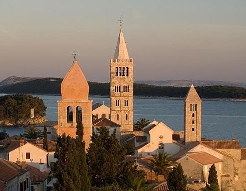 Cosa vedere a Rab: Campanile Santa Maria